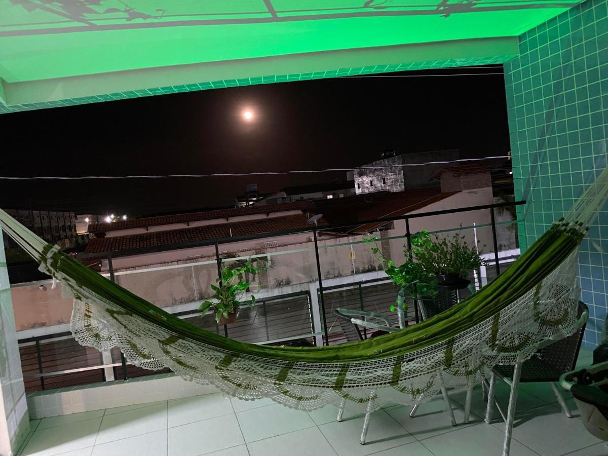 Apartamento No Atalaia, Poseidon Rua Do Atalho A 700 Metros Da Do Atalaia, Novo Decorado, Varanda, Sala De Estar E Jantar, 02 Suites, 03 Banheiros, Lavanderia, Cozinha, Piscina, Churrasqueira, Salao De Jogos, Vista Parcial Dunas E Mar